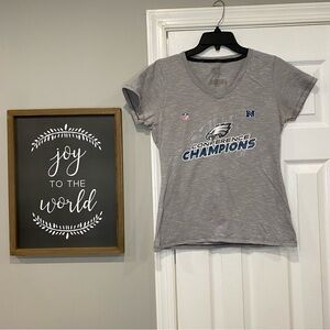 Fanatics Philadelphia Eagles NFC Conference Champs Super Bowl LII SS Shirt Small
